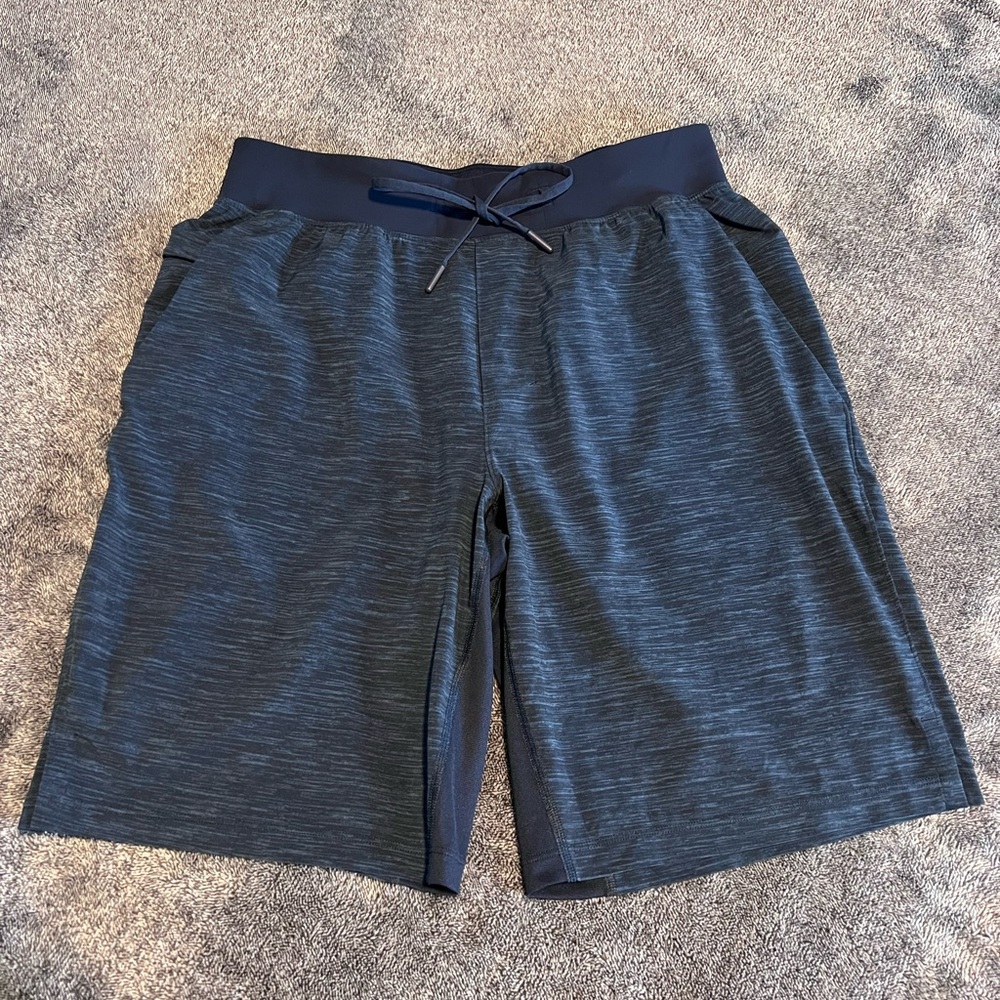 Lululemon T.H.E shorts medium